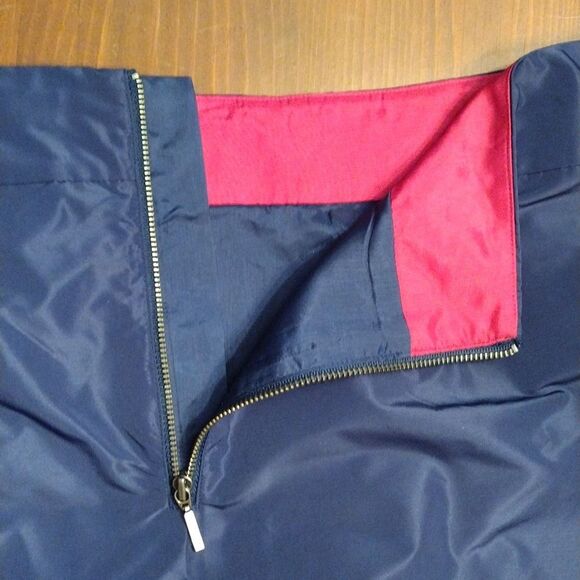 NWT Banana Republic Polyester Pencil Skirt Taffeta Lined, Size 6P, Navy Blue - Picture 3 of 7